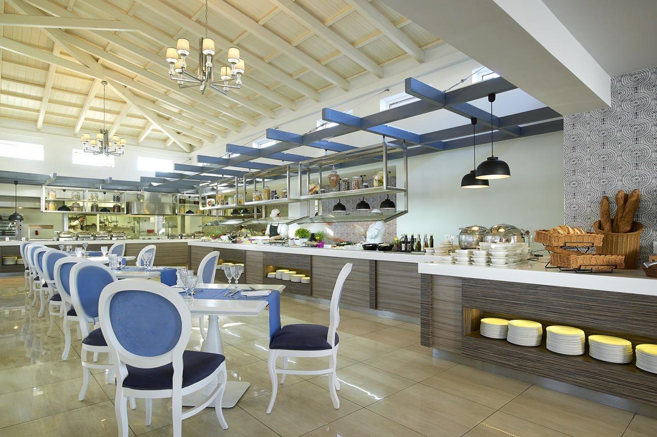 Anemos Luxury Grand Hotel