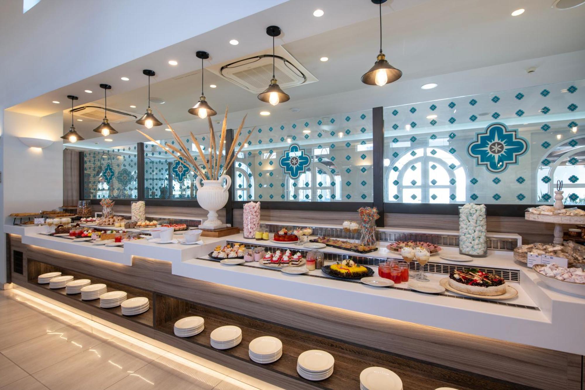 Anemos Luxury Grand Hotel 5*