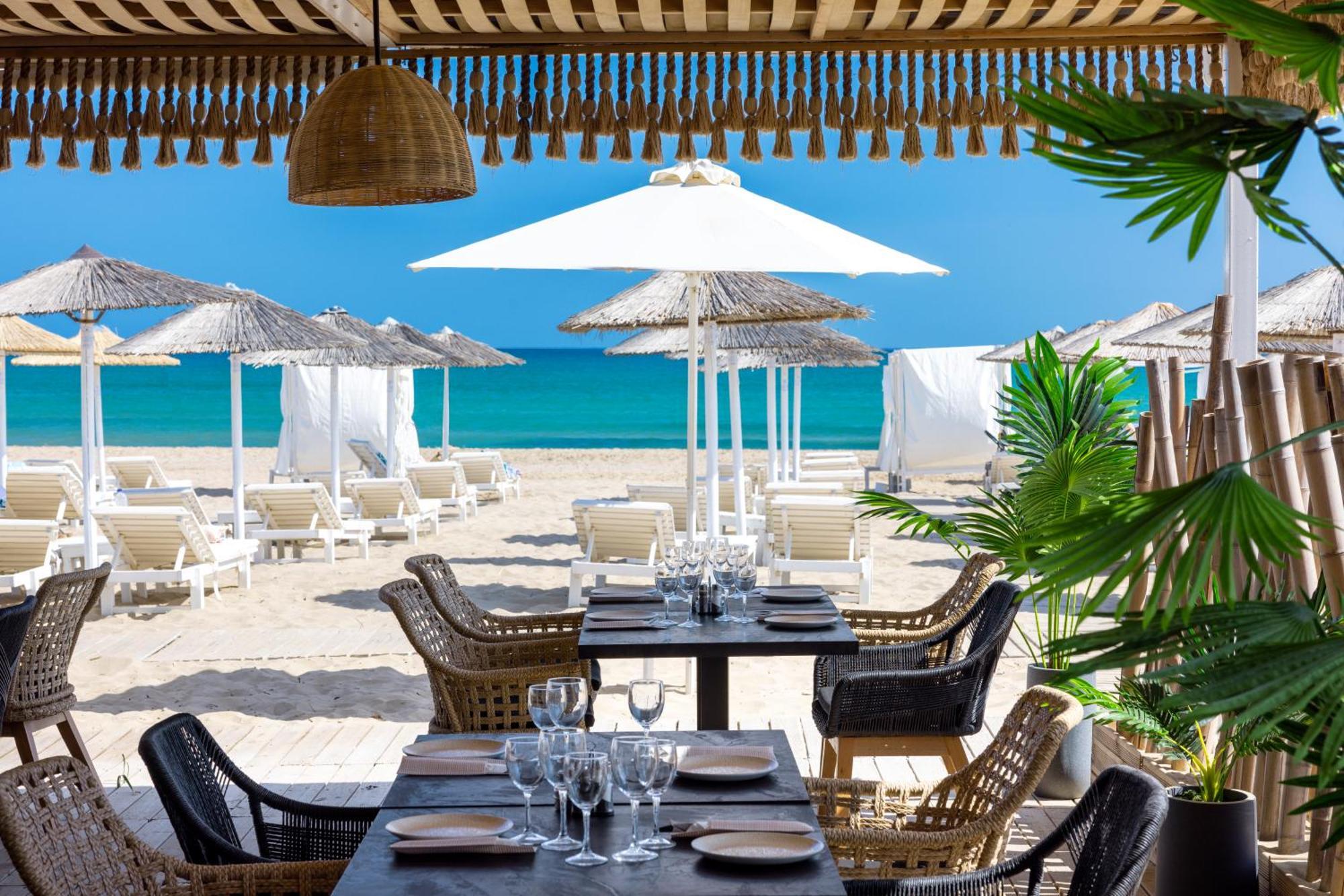 Отель Anemos Luxury Grand